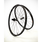 JUEGO DE RUEDA SHIMANO M8200-B-29 DEOREXT-R